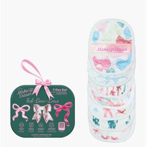 NWT - The Original Make Up Eraser 7 day set